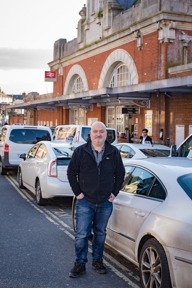 Council apologises after taxi fee blunder and offers refunds